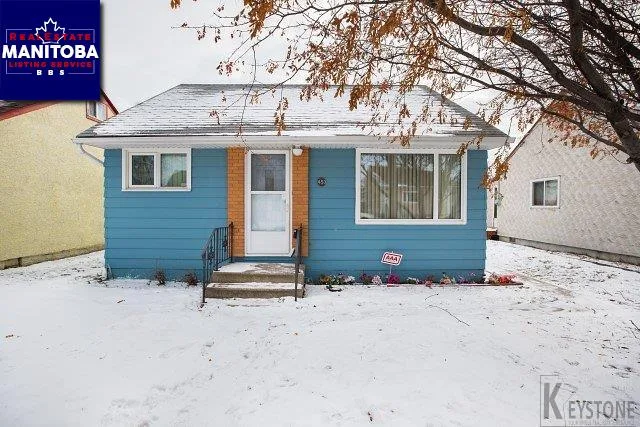 453 Airlies St, Winnipeg