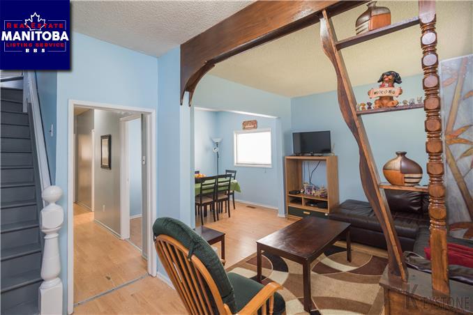 Property 312 Toronto St img1