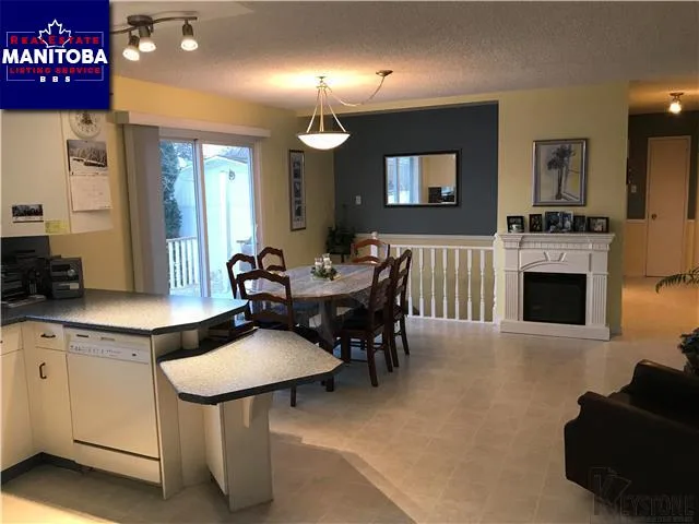 3 Bed House for Sale at 66 2nd Ave N, Niverville, MB - MLS® #1730632