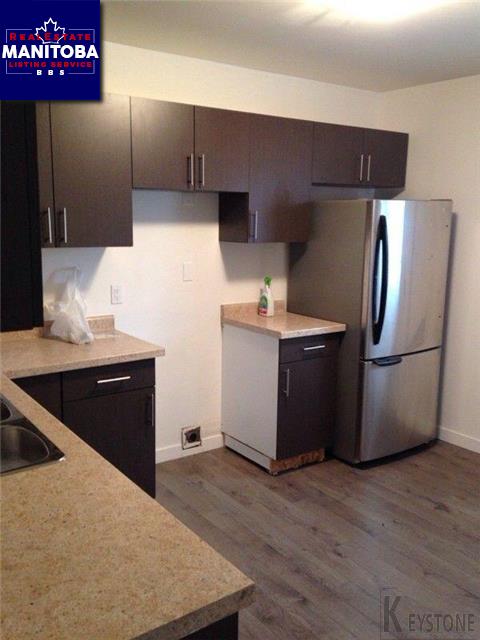 Property 905 Pritchard Ave Nw img1