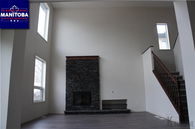 Property 1639 Chancellor Dr img1