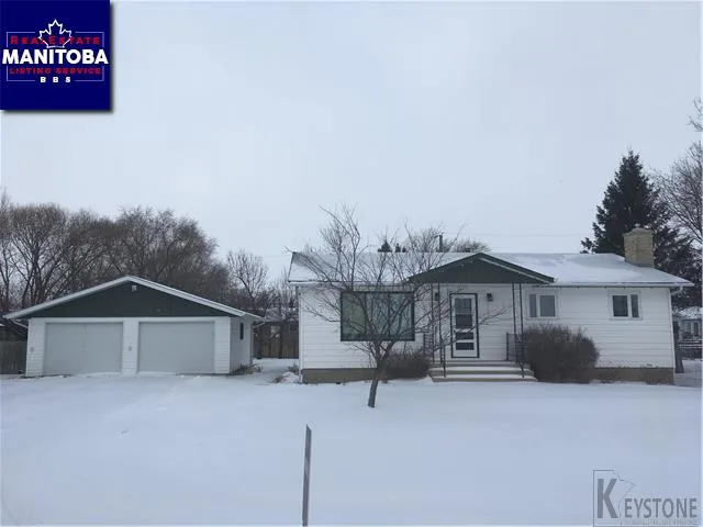 3 Bed House for Sale at 151 Church St, Niverville, MB - MLS® #1730782