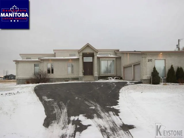 257 Moore Rd