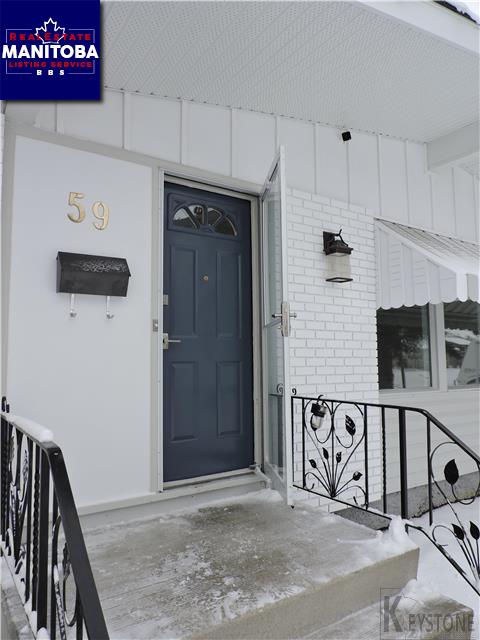 Property 59 Risbey Cr img1