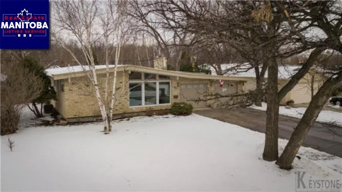23 Mohawk Bay, Winnipeg