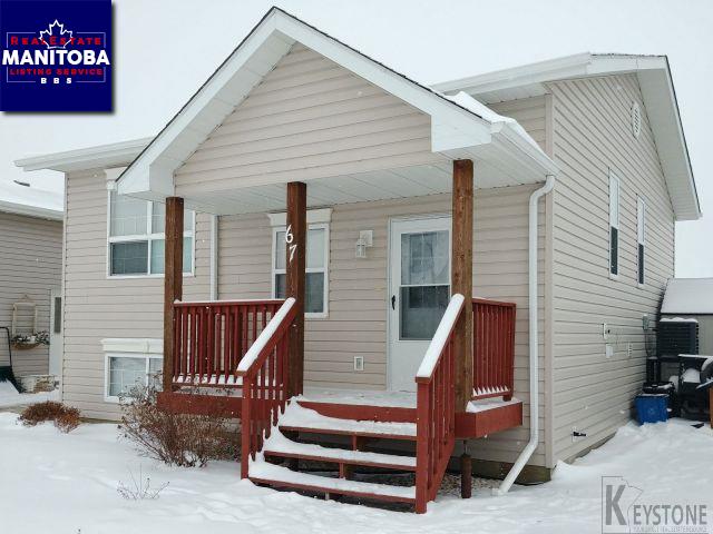 Property 67 Whitby Cr Main image