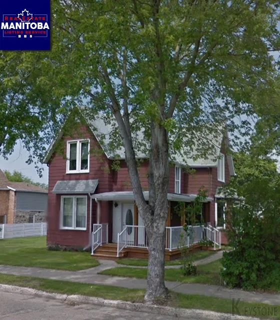 374 Wellington St W, Virden