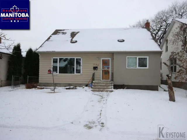 298 Belvidere St, Winnipeg
