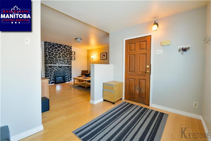 Property 18 St Elmo Rd img1