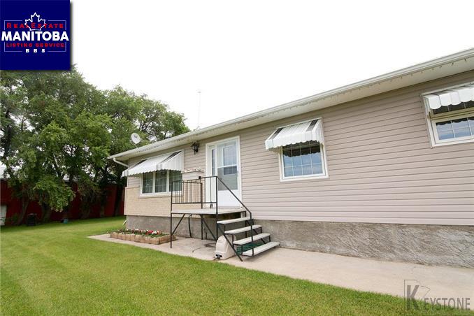 Property 34069 31 Rd W img1