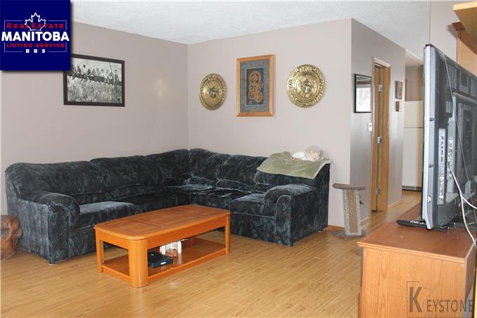 Property 690 Mcmeans Ave E img1