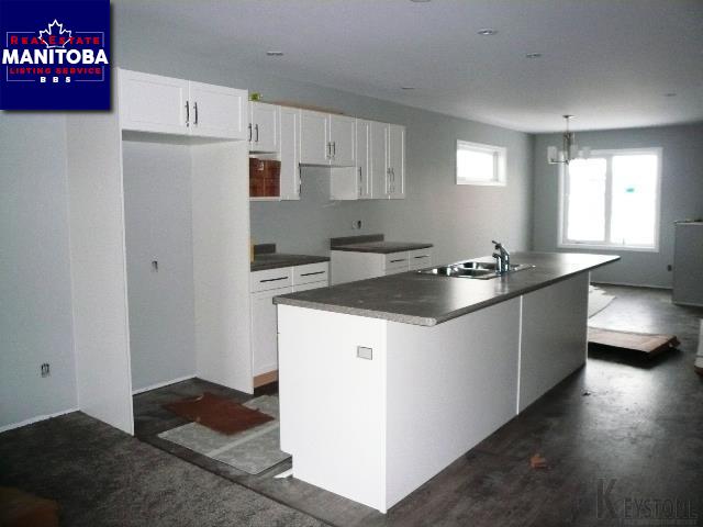 Property 14 Prairie Crocus Dr img1