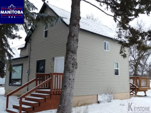 3 Bed House for Sale at 370 Dallas Ave, Emerson, MB - MLS® #1800110