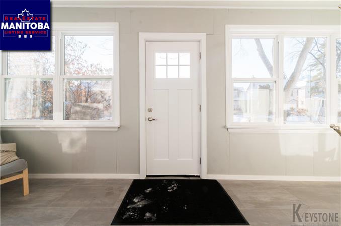 Property 19 Bannerman Ave img1