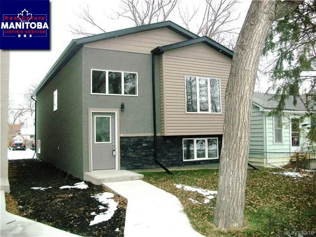27 Crystal Ave