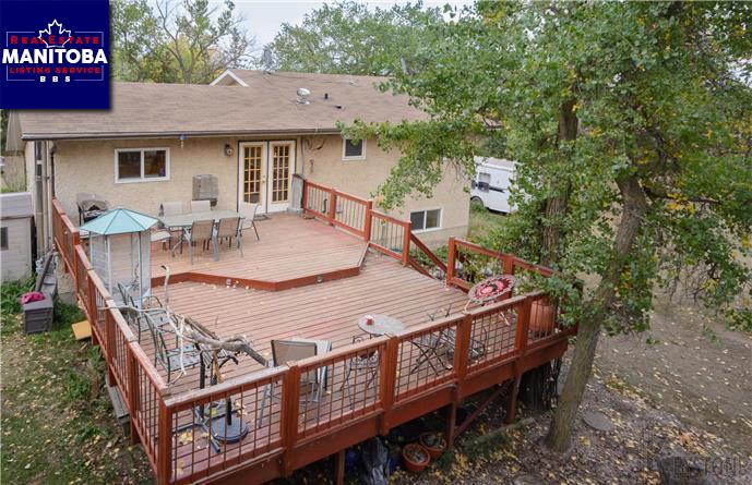 Property 81 Mccabe Dr img1