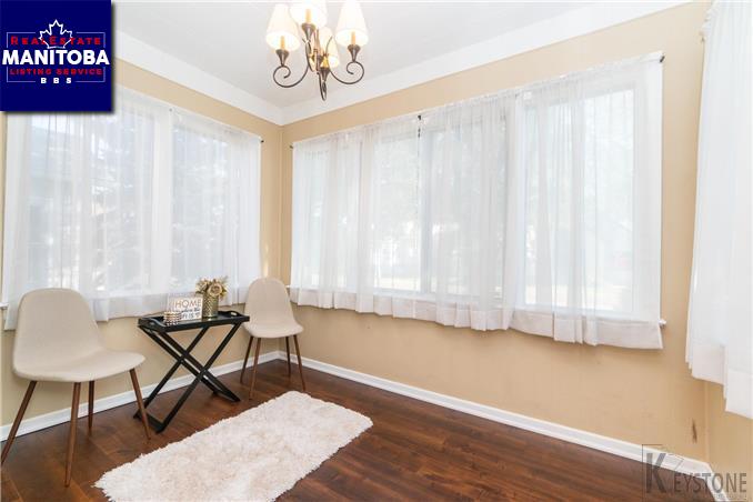 Property 1684 Arlington St img1