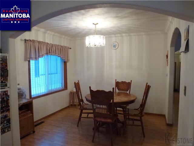 Property 293 Red Robin Lane img1