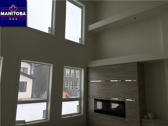 Property 96 Bonaventure Dr E img1