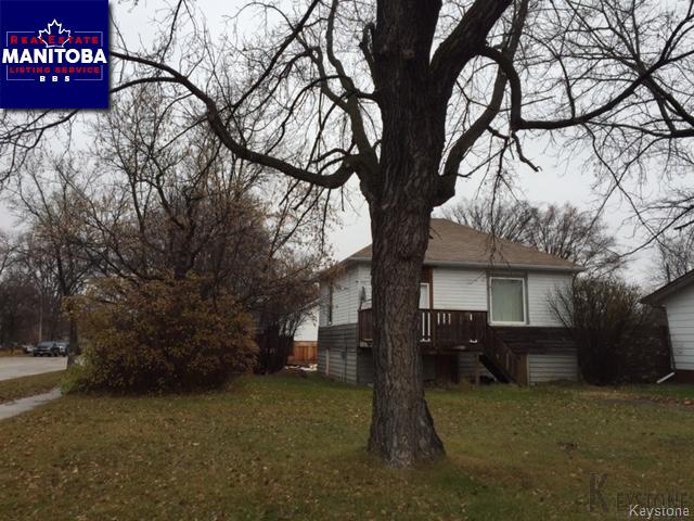 Property 915 10th Ave S Main image