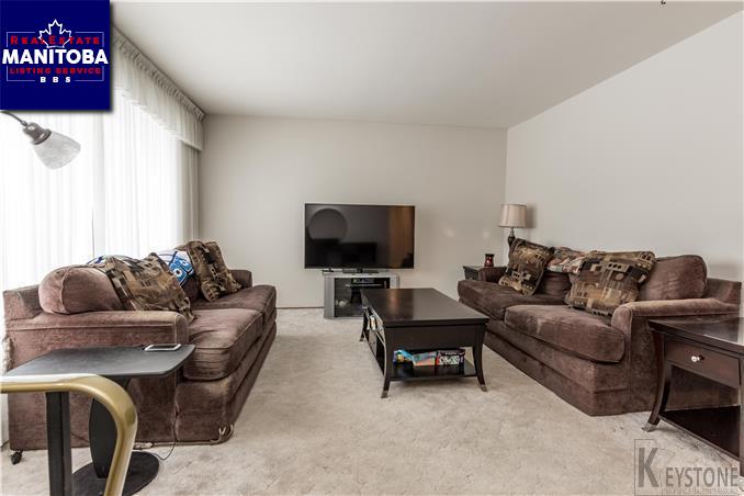 Property 42 Cullen Dr img1