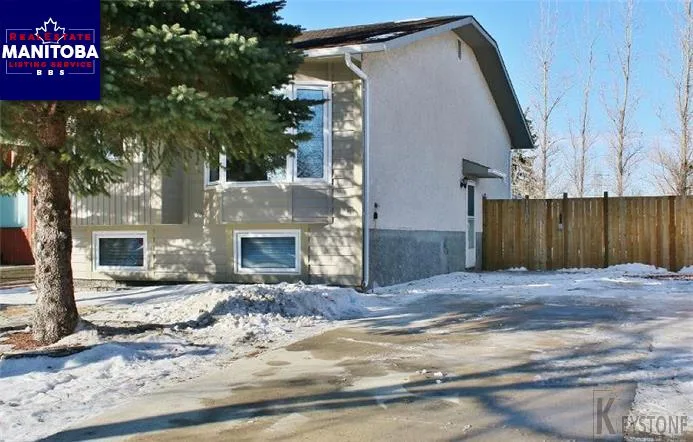 110 Charbonneau Cr, Winnipeg