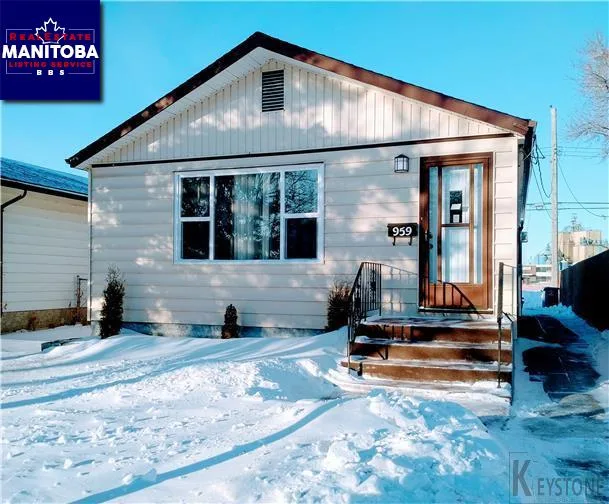 959 Dugas St, Winnipeg