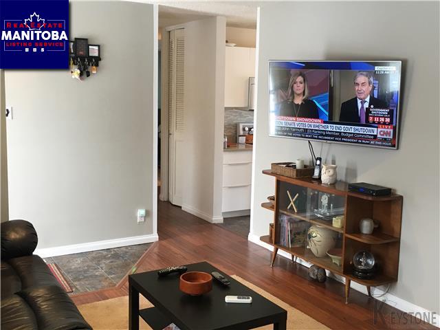 Property 7 George Suttie Bay img1