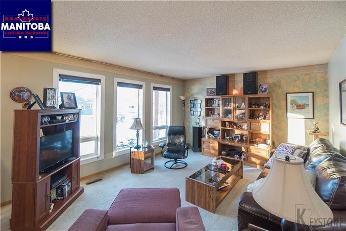 Property 31 Kinsley Cr img1