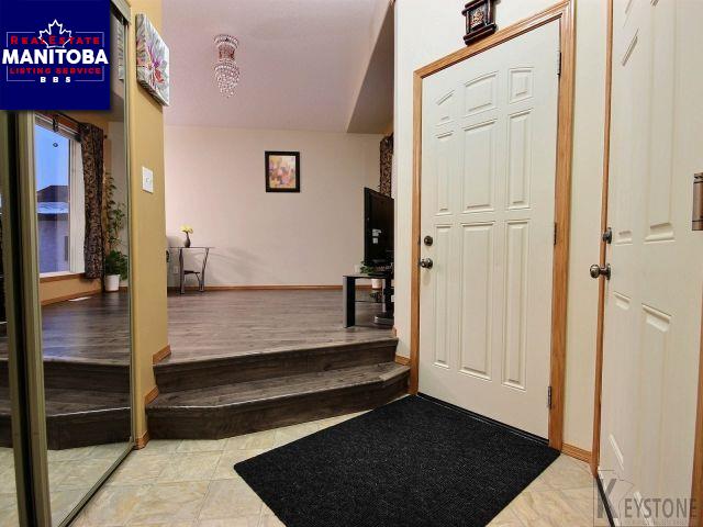 Property 295 John Angus Dr img1