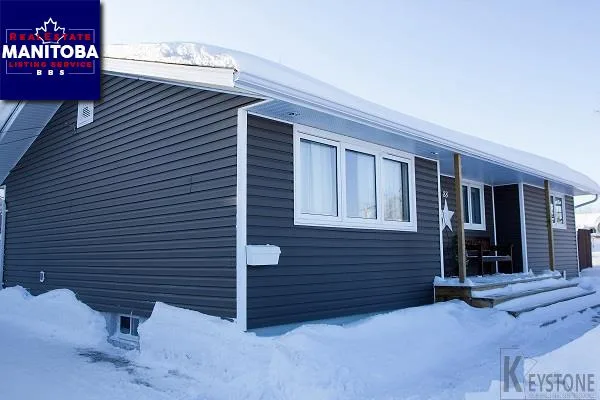88 Pickerel Cr, Thompson