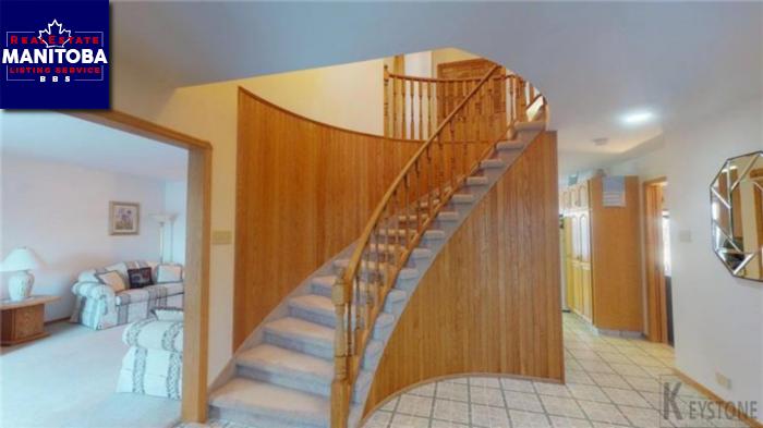 Property 781 Willis Rd img1