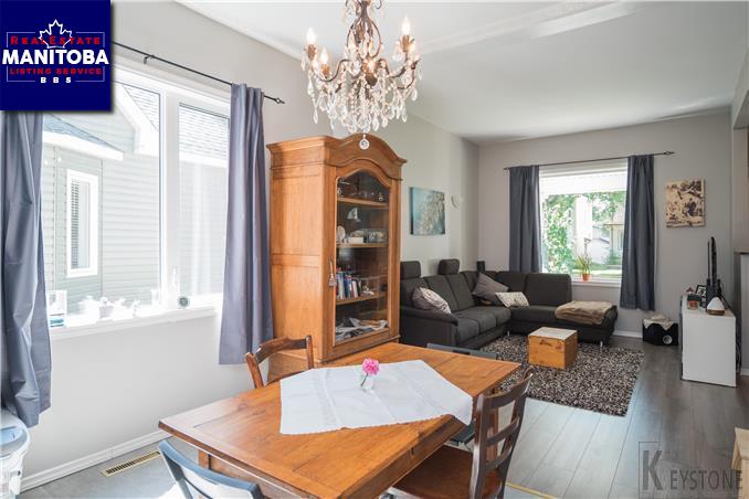 Property 47 Luxton Ave img1