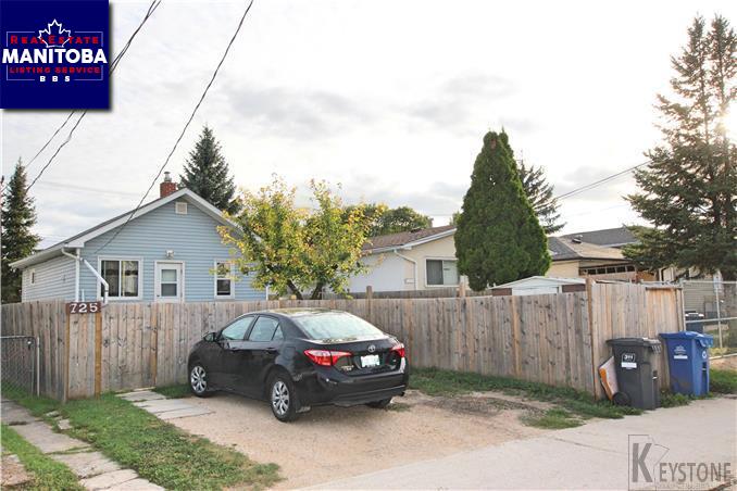 Property 725 Herbert Ave img1