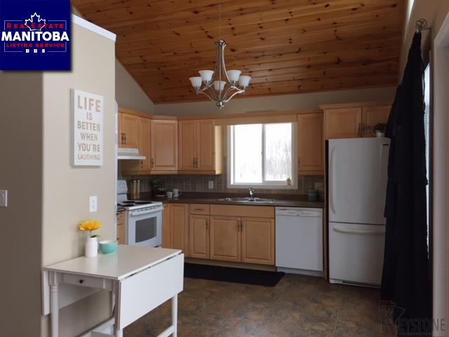 Property 42104 46n Rd N img1