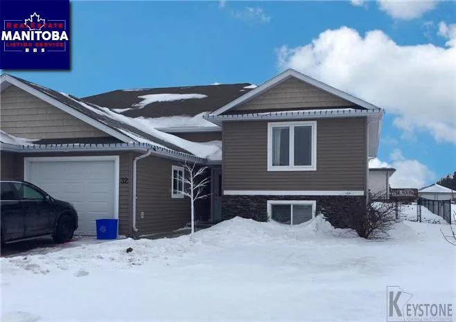 4 Bed House for Sale at 32 Ashley Dr, Oakbank, MB - MLS® #1801230
