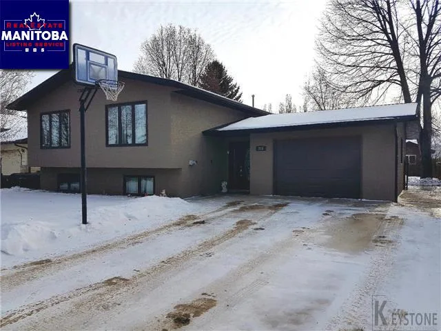5 Bed House for Sale at 216 Royal Cr, Winkler, MB - MLS® #1801254