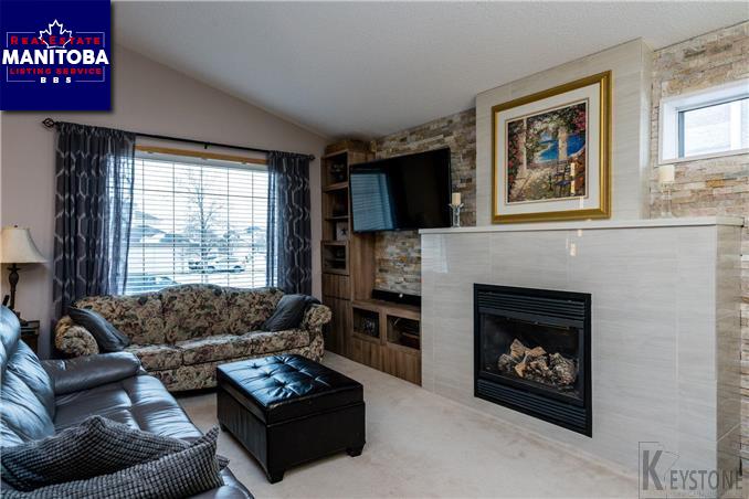 Property 83 Coombs Dr img1