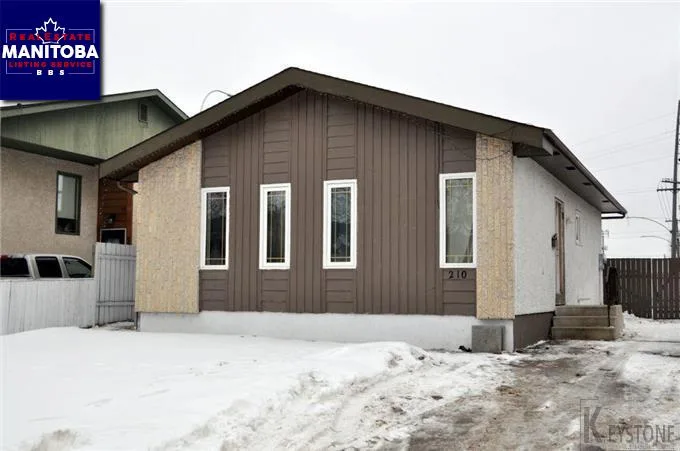 210 Weitzel St, Winnipeg