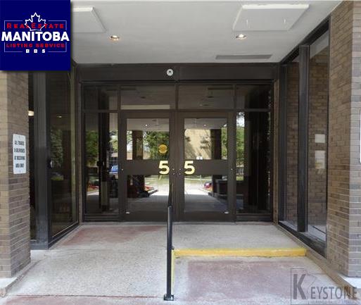 Property 2707 55 Nassau St img1