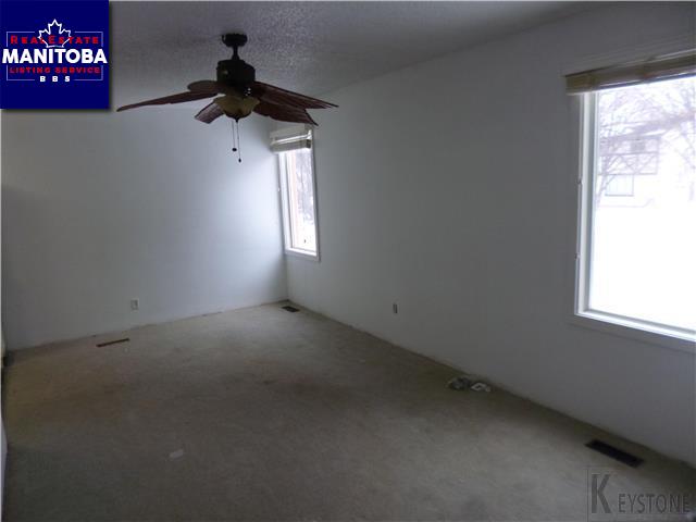 Property 1292 Aikins St img1