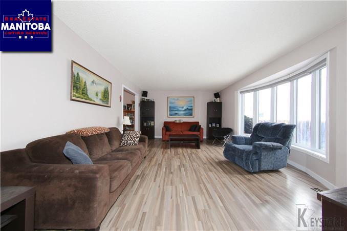 Property 26 Chaffey Pl img1