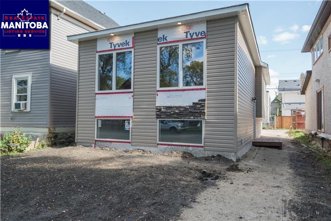 Property 483 Martin Ave W Main image