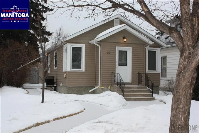 39 Ellesmere Ave, Winnipeg