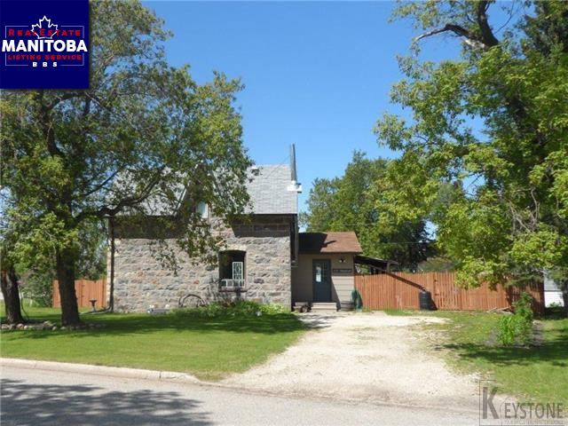 Property 112 Mountain Ave img1