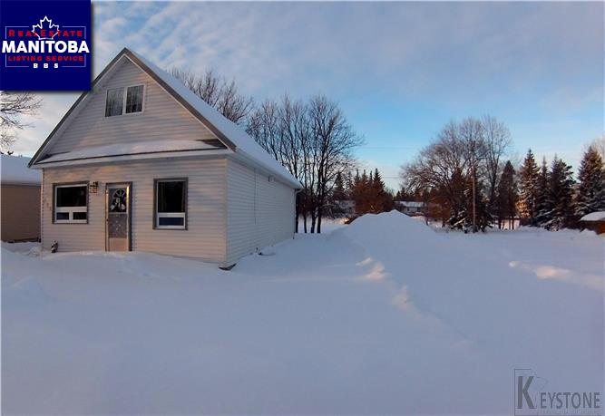 Property 215 8th Ave N img1