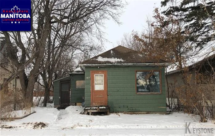 317 Morris Ave, Selkirk