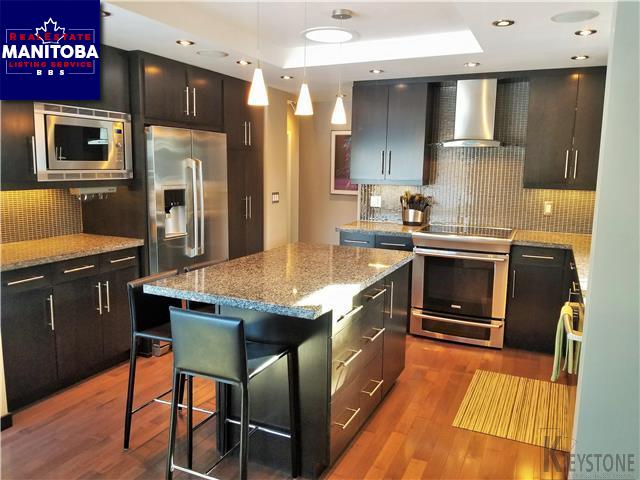 Property 764 Montrose St img1