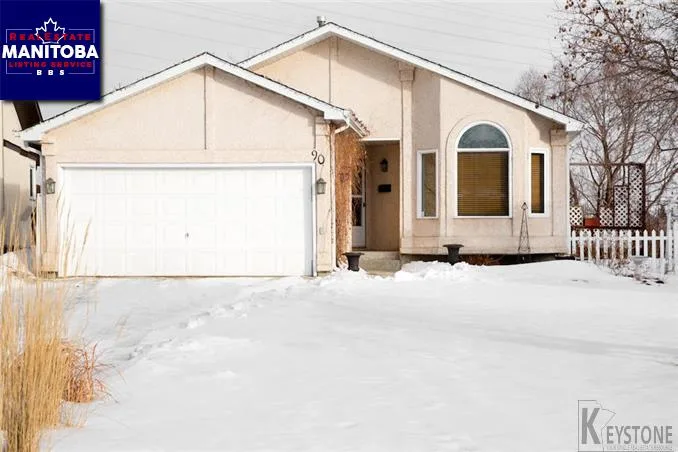 90 Mahonee Dr, Winnipeg