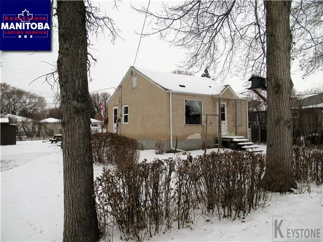 214 Colcleugh Ave, Selkirk